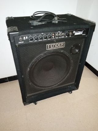 AMPLIFICADOR BAJO FENDER RUMBLE 100 de segunda mano por 120 EUR en Vilassar  de Dalt en WALLAPOP