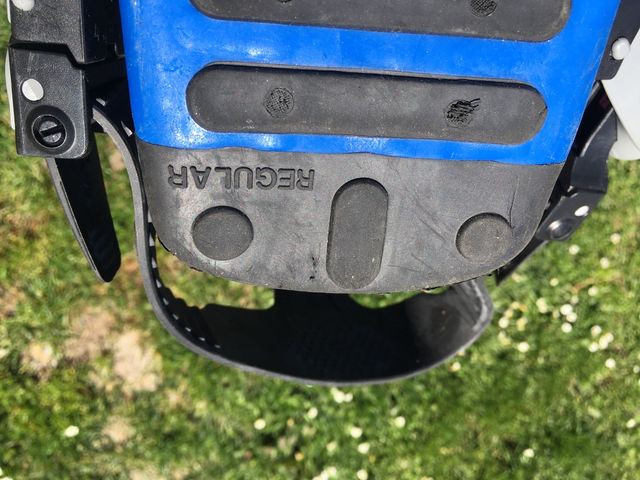 Aletas de buceo abiertas