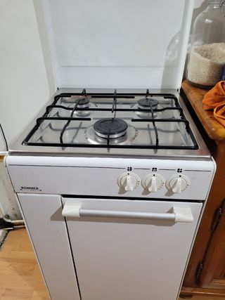 Hornillo de butano de segunda mano en Madrid en WALLAPOP