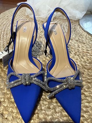 Zapato destalonado Zara lazo brillos de segunda mano por 50 EUR en Logroño  en WALLAPOP