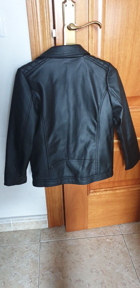 Cahqueta polipiel. talla 10 años de Mango