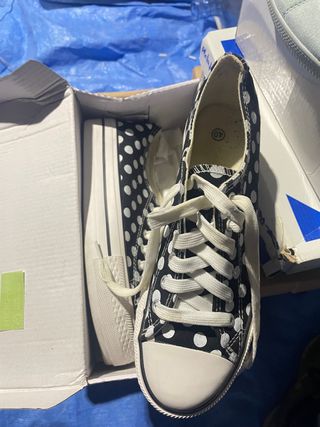 Zapatos mujer talla 40 de segunda mano por 8 EUR en Lleida en WALLAPOP