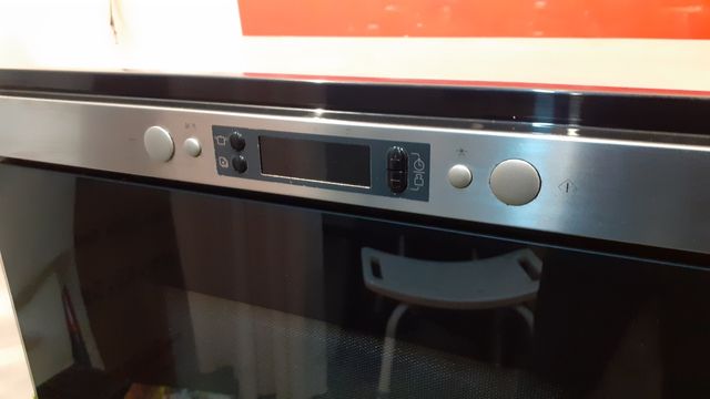 Forno de Micro-ondas Embutido. 2AOPPORTUNITAT