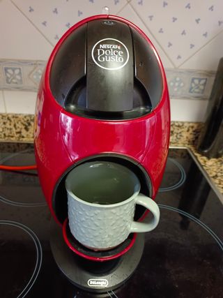 Cafetera Dolce Gusto de segunda mano por 15 EUR en Orcera en WALLAPOP