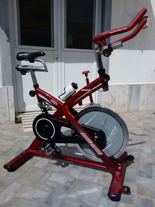 Bicicleta de spinning BH SB2 de segunda mano por 245 EUR en Alfafar en  WALLAPOP