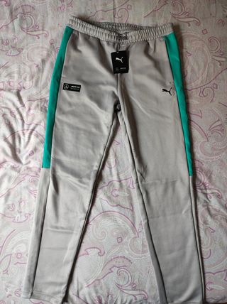 Pantalón de Chándal Puma AMG Mercedes de segunda mano por 35 EUR en  Fuenlabrada en WALLAPOP