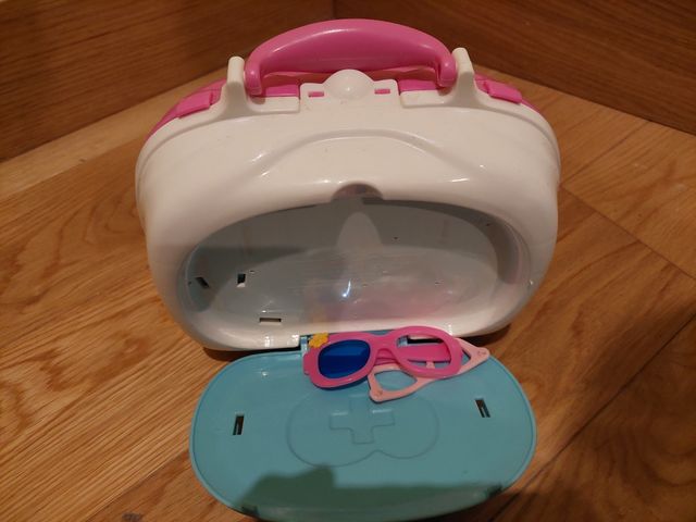 maletín  pequeño enfermera nenuco