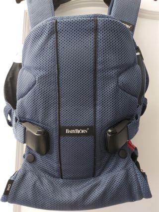 Mochila Porta Bebé BABYBJÖRN de segunda mano por 99 EUR en Irun en WALLAPOP