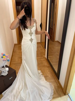 Vestido novia de segunda mano por 600 EUR en Valdemoro en WALLAPOP