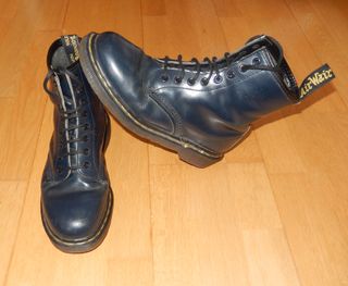 Botas Dr. Martens Azul Marino 38 de segunda mano por 100 EUR en Burgos en  WALLAPOP
