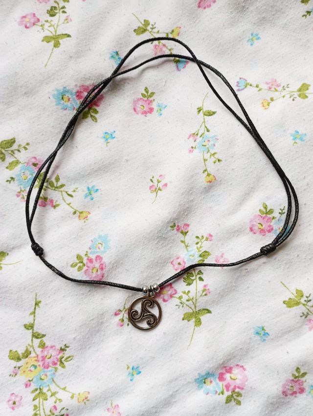 Colgante celta triskel