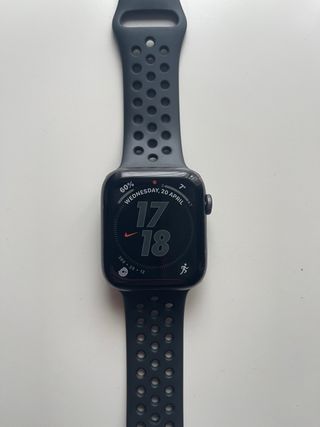 Apple Watch Nike Series 6 (GPS + cellular) 44 mm de segunda mano por 320  EUR en Teruel en WALLAPOP
