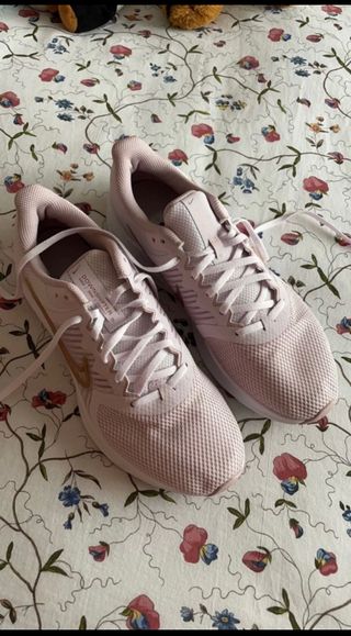 Nike downshifter talla 11 US 43 EU de segunda mano por 43 EUR en Numancia  de la Sagra en WALLAPOP