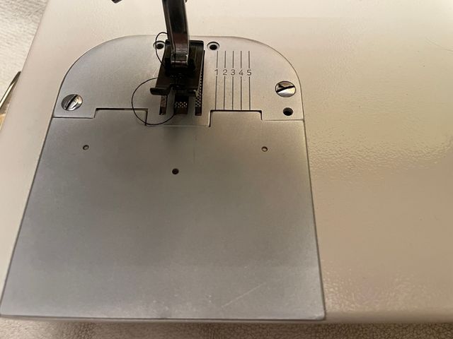 Máquina coser Alfa Eibar mod 3742