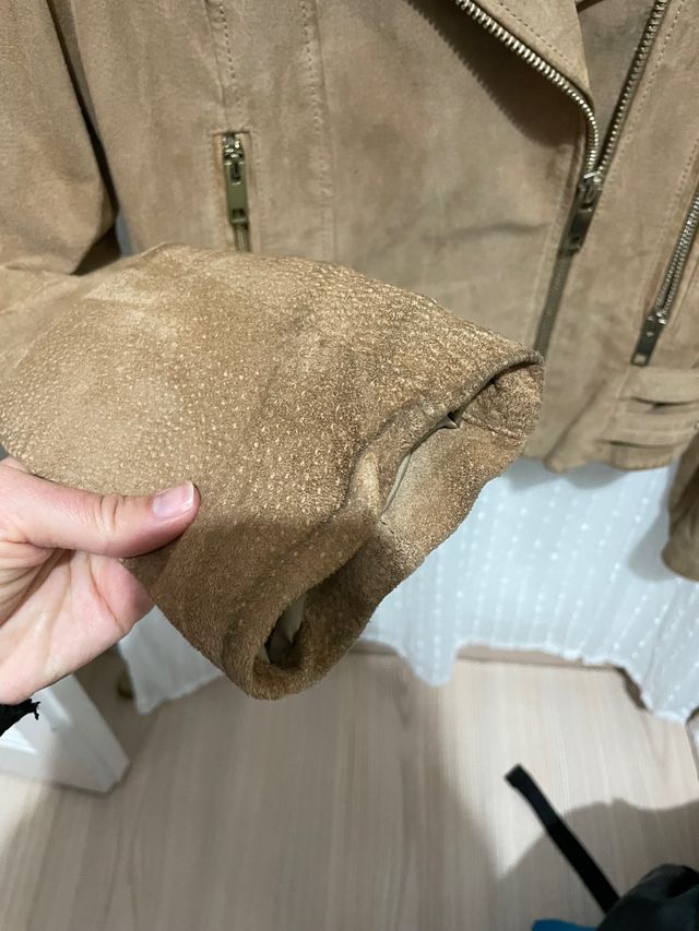 Chaqueta marrón de ante