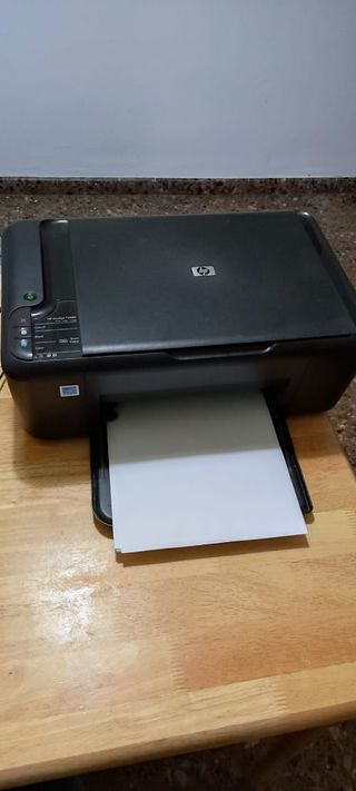 Impresora HP Deskjet F2480 de segunda mano por 30 EUR en Puerto de Gandia  en WALLAPOP