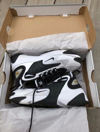Zapatillas basket nike zoom 2000 de segunda mano por 65 EUR en Barcelona en  WALLAPOP