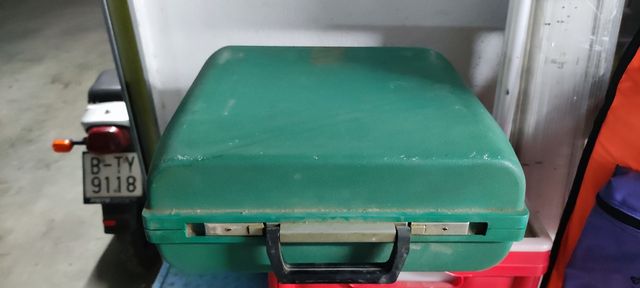 maquina de escribir oliveti