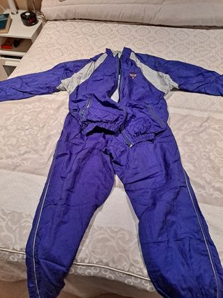 Chándal Vintage mujer. de segunda mano por 10 EUR en Madrid en WALLAPOP