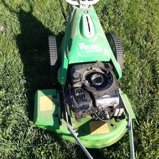 Desbrozadora viking mb 6rc de segunda mano por 200 EUR en León en WALLAPOP