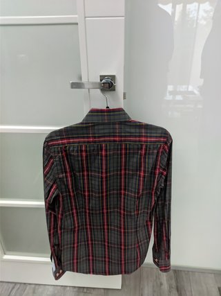 Camisa hombre Álvaro Moreno. Talla 39-M. de segunda mano por 15 EUR en  Majadahonda en WALLAPOP