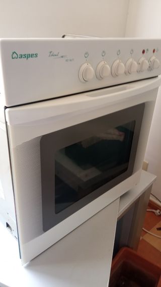 Horno electrico de segunda mano por 25 EUR en Almoraima en WALLAPOP