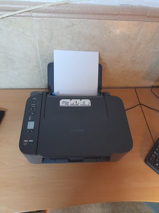 Vendo impresora Canon TS 3450 de segunda mano por 35 EUR en Almería en  WALLAPOP