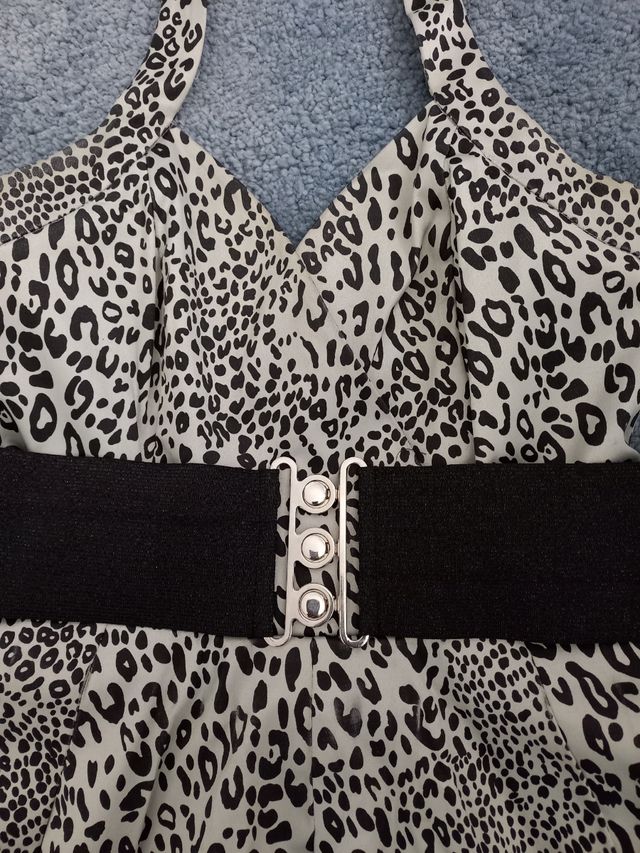 Vestido fiesta Blanco talla 36. Puesto una vez.