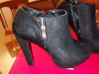 Botines Mary Paz de segunda mano por 15 EUR en Velilla de San Antonio en  WALLAPOP