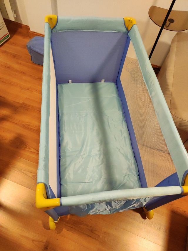 cuna de viaje con bolsa de transporte