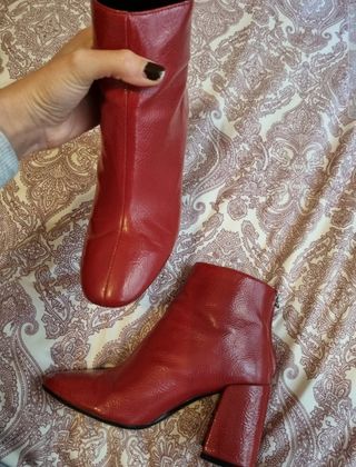 Botines Zara rojos de segunda mano en WALLAPOP