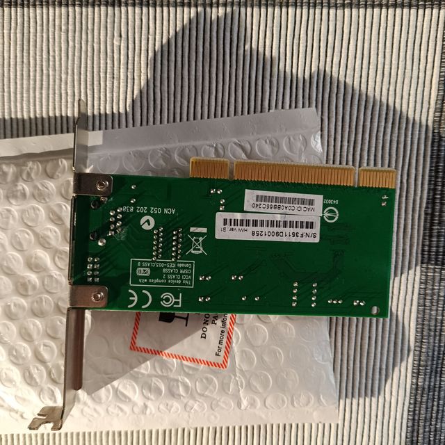 D-Link Gigabit Pci Desktop Adapter x2