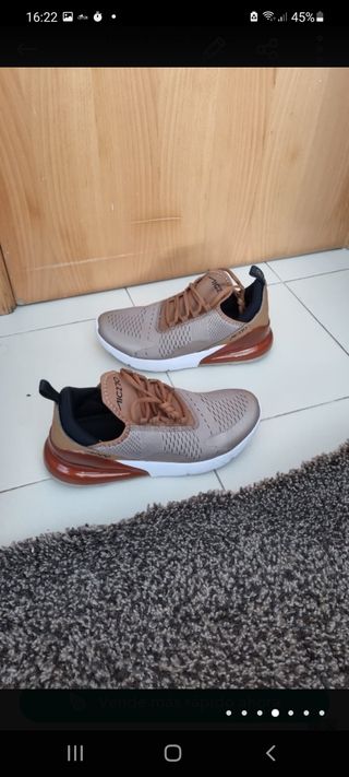 Zapatillas nike aic 270 de segunda mano por 19 EUR en Madrid en WALLAPOP