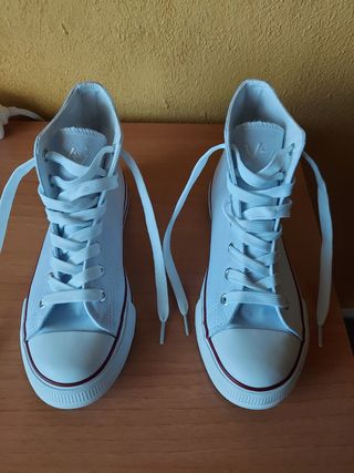 Bambas bota de segunda mano por 10 EUR en Piera en WALLAPOP