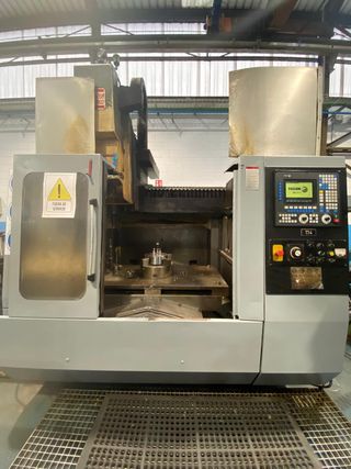 CENTRO MECANIZADO KONDIA HM 1060 (CNC FAGOR 8055) de segunda mano en  Manlleu en WALLAPOP