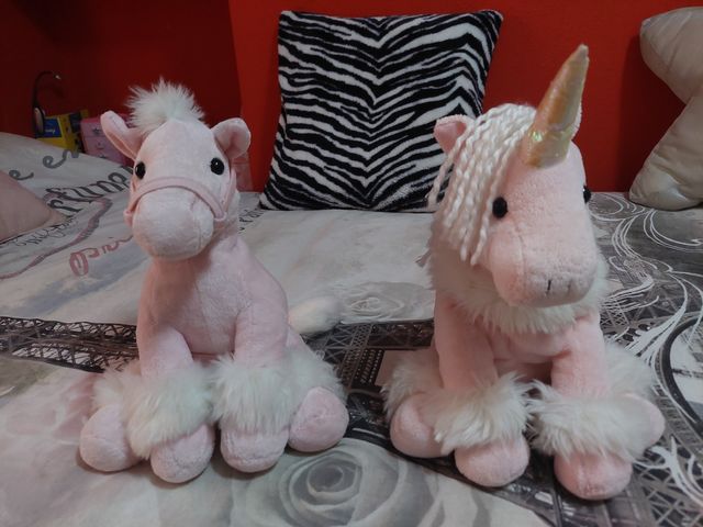 Peluches unicornio