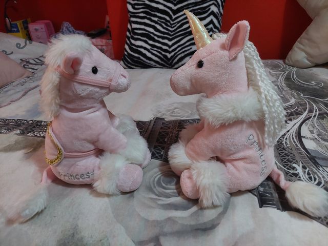 Peluches unicornio