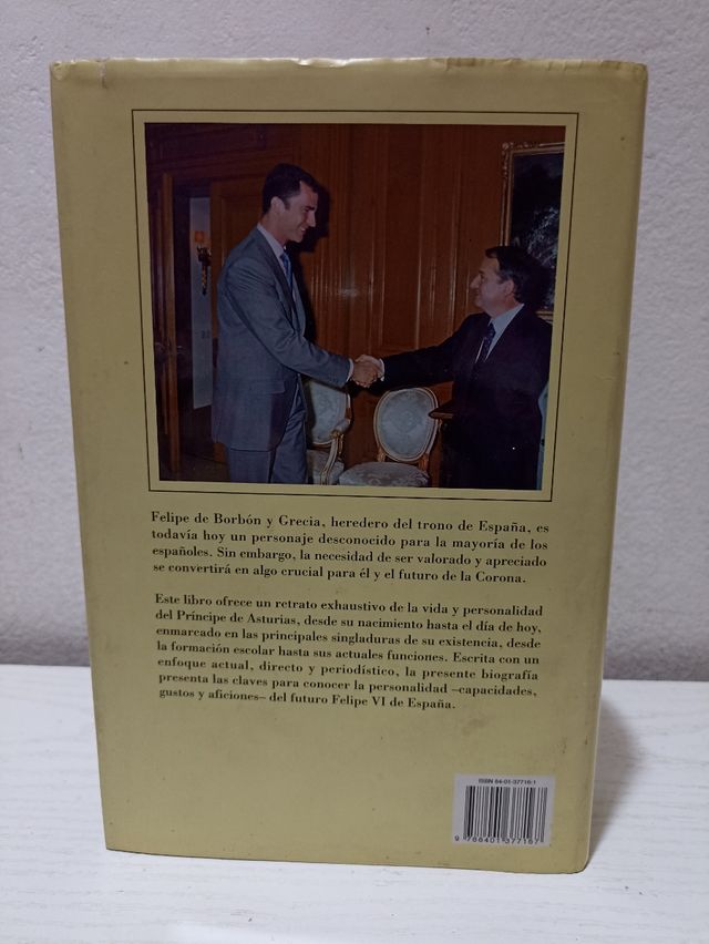 #L10. Libro "El Príncipe" de José Apezarena