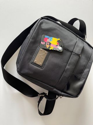 Bolso hombre de segunda mano por 9 EUR en Valladolid en WALLAPOP