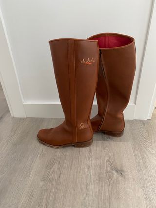 Botas camperas mujer El Caballo T. 37 de segunda mano por 50 EUR en Murcia  en WALLAPOP