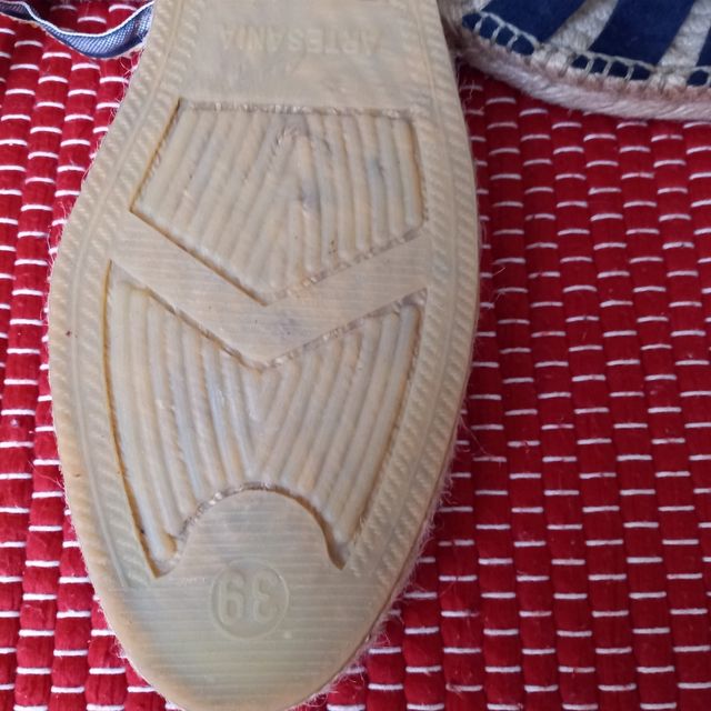 Alpargatas de tiras de piel 