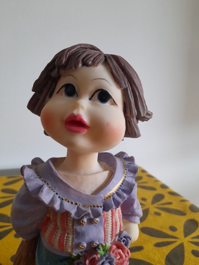 Figurita niña