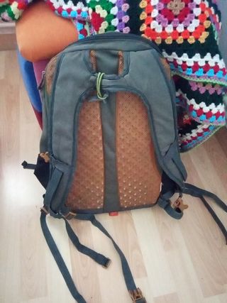 MOCHILA QUECHUA MOCHILA Montaña Trekking 30 Litros EUR 18,00 - PicClick FR