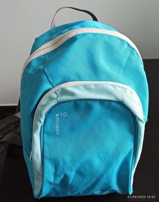 Mochila Quechua-Arpenaz 10 l. Decathlon. de segunda mano por 5 EUR en Vigo  en WALLAPOP