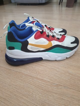 Nike air max 270 react originales de segunda mano por 30 EUR en Madrid en  WALLAPOP