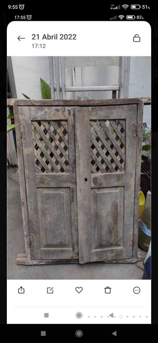 puertas antiguas con su marco