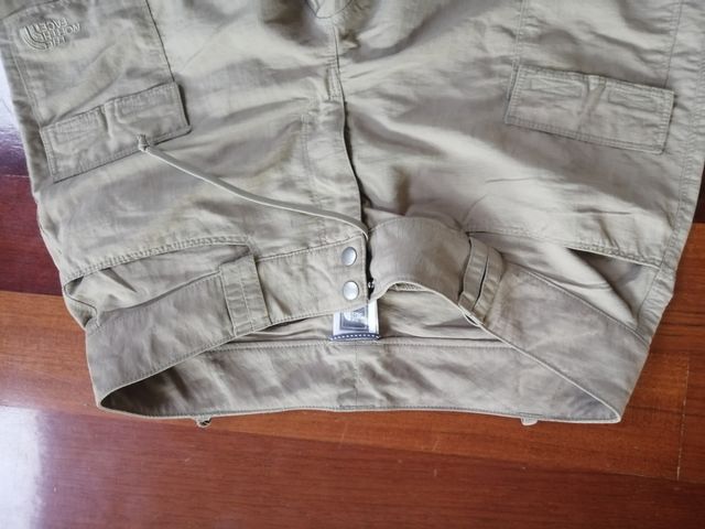 pantalón montaña north face. ligero.