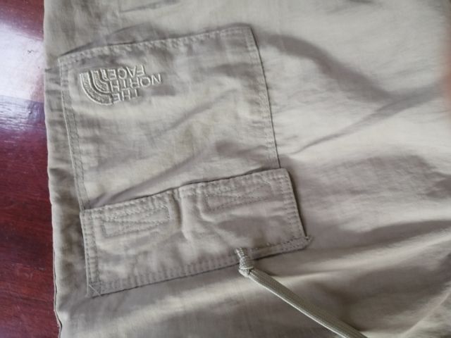 pantalón montaña north face. ligero.