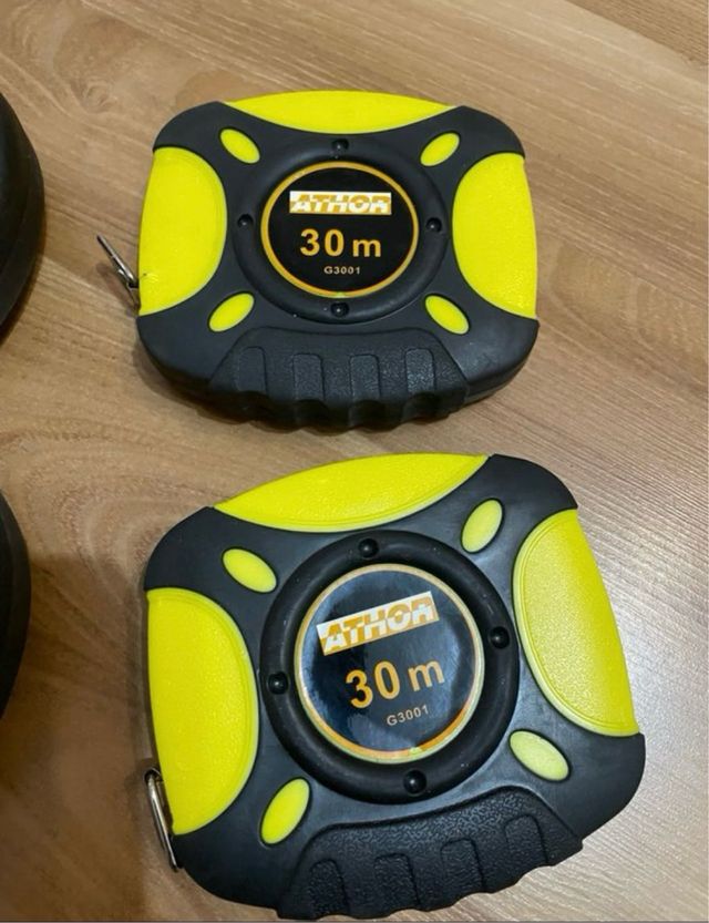 4 Cintas métrica de 30 metros