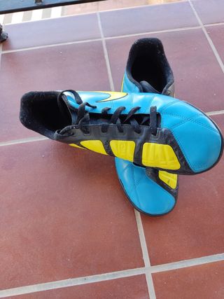 Zapatillas Nike T90 talla 45.5 de segunda mano por 9 EUR en Armilla en  WALLAPOP